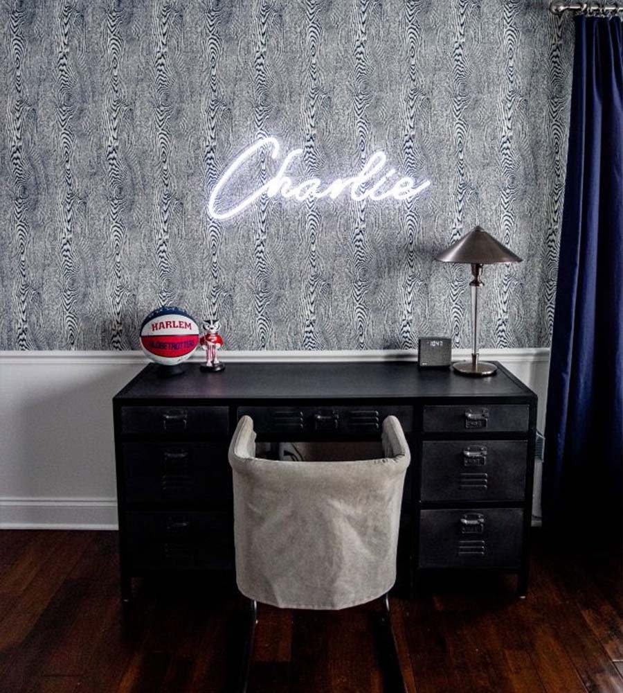 charliedesk